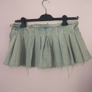 Zara Pleated Light Green Denim Mini Skirt
